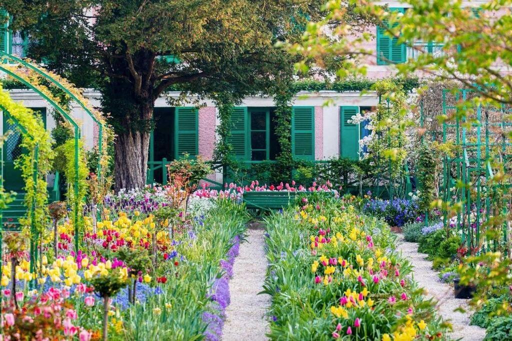 Maison Fleurs De Lys, Climatisee, Wifi Et Parking Privee Gratuit, Lave-Linge, Vernon Giverny Exterior photo